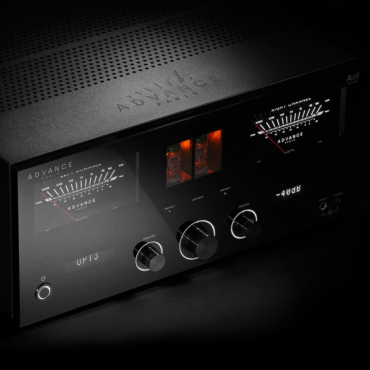 Advance Paris -  A12 APEX Hybrid Integrated Amplifier