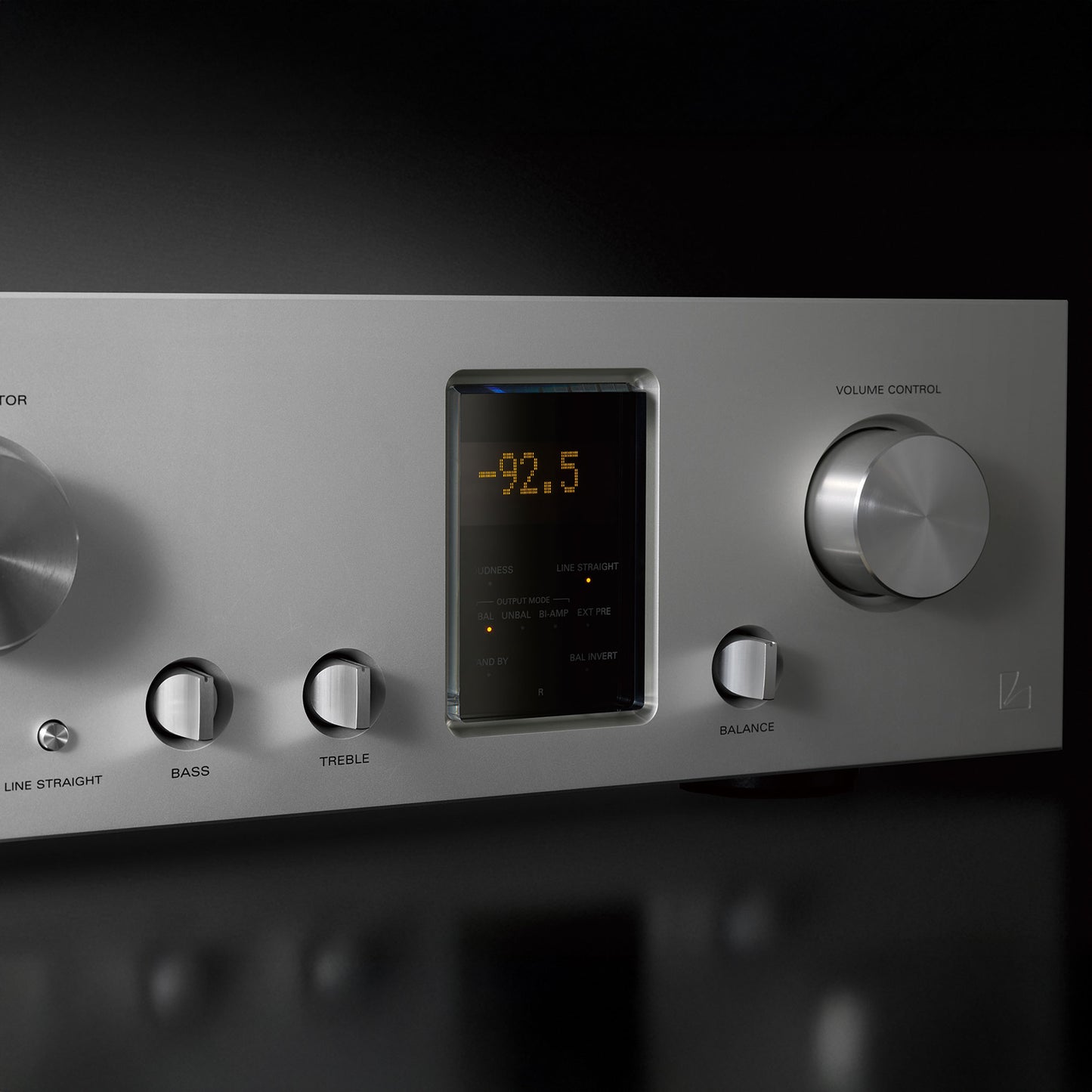 Luxman C-10x Preamplifier
