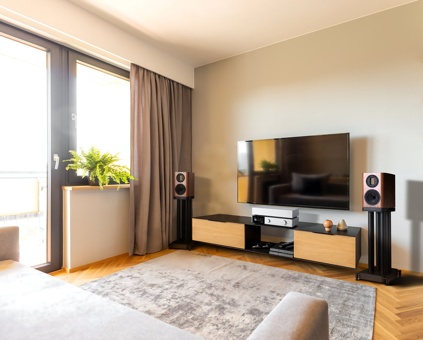 Wharfedale Evo 5.1 Bookshelf Speakers (with stands)