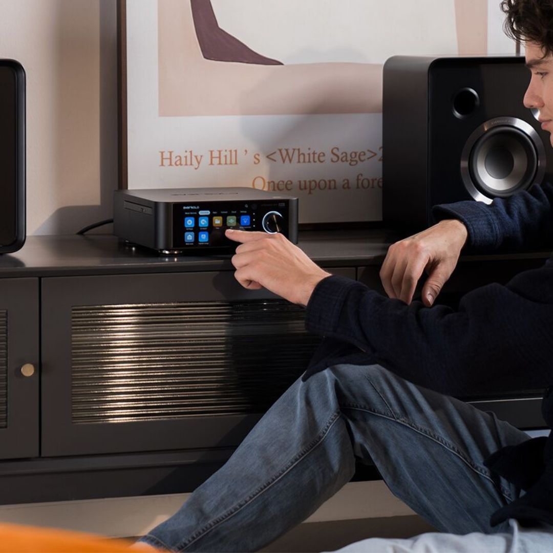 Eversolo Play CD Edition: Streaming Amplifier - All-in-One Hi-Fi System