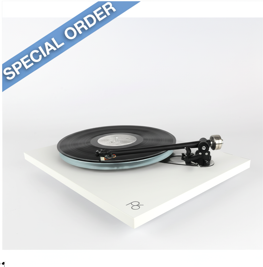 Rega Planar 6 Turntable