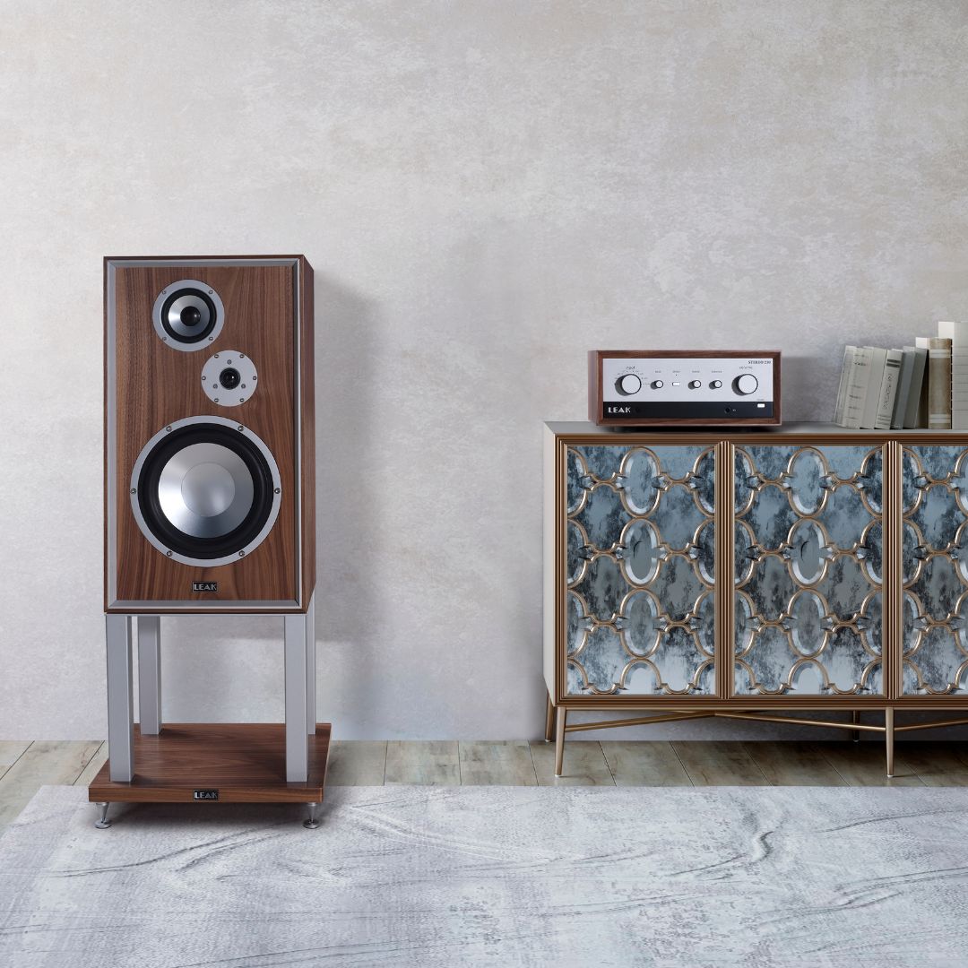 Leak Sandwhich 250 Loudspeaker (with stands)