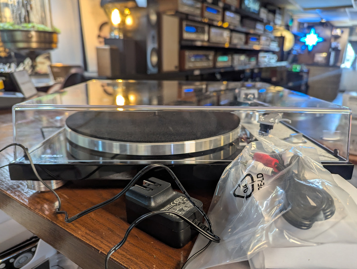 Teac TN-4D-SE Direct Drive Turntable (Demo Unit)