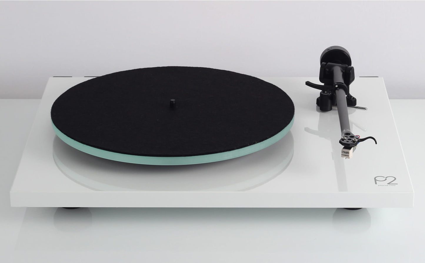 REGA Planar 2 with ND3 Cartridge (Open Box - Black)