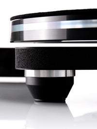 Rega Planar 8 Turntable