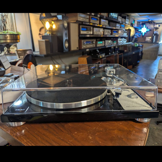 Teac TN-4D-SE Direct Drive Turntable (Demo Unit)